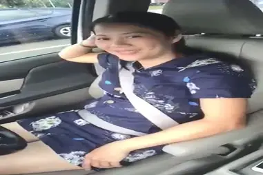 Mahmud Pamer Meki Di Mobil Liar Sekali